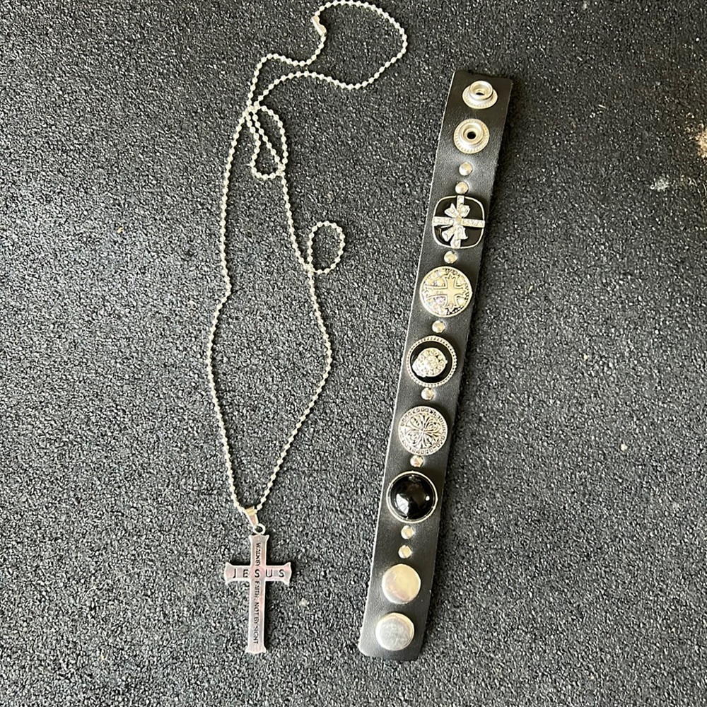 Necklace and bracelet